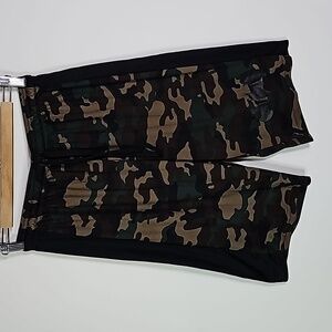 Batman small green and brown camo athletic shorts